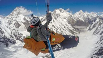 Antoine Girard con el K2