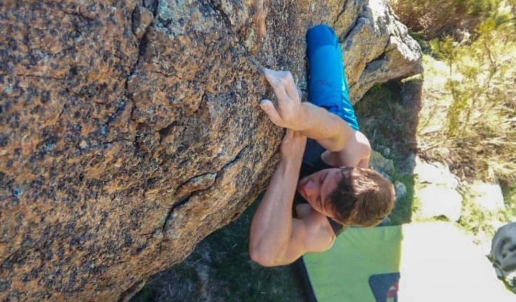Bloque en Juclar. Foto: Juclar Vertical