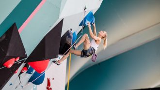 Janja Garnbret en la semifinal de dificultad de los Juegos de París 2024 (Foto: Jan Virt/IFSC).