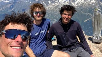 Yanis Cherqaoui, Baptiste Obino y Hugo Peruzzo en 'Le château dans le ciel' al Petit Dru (Foto: @hugo_peruzzo).
